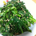 真愛ママ's cooksnap of when they made おひたしで箸やすめ☆春菊のごまよごし.