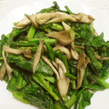 sakuni's cooksnap of when they made 超簡単♪舞茸とセリフォンの炒め物.