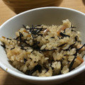 1tsuki's cooksnap of when they made 簡単！残りのひじきの煮物で炊き込みご飯.