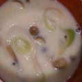 いまいまいまい's cooksnap of when they made 糖質オフ！きのこのこくうま味噌スープ.