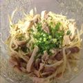route61's cooksnap of when they made 豚ガツともやしのピリ辛和え.
