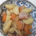まろん☆'s cooksnap of when they made 我が家の定番！こってりベーコン肉じゃが.