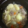 みまはなちゃん's cooksnap of when they made ストウブ鍋で白だしのあっさり★肉じゃが.