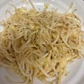 ポムポムポヨコ's cooksnap of when they made レンジだけ！コンソメだけ！もやしチーズ.