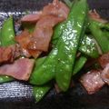 ちゃちゃふく's cooksnap of when they made ☆絹さやベｰコン☆.