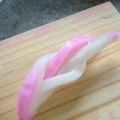 ４番目's cooksnap of when they made お正月に♡かまぼこの飾り切り(結び).