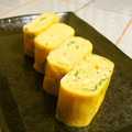 nasubeam's cooksnap of when they made ✤たらことネギの出汁巻き卵✤.
