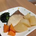 よしえうさぎ's cooksnap of when they made 簡単☆がっつりブリ大根.