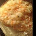 いたうーっ's cooksnap of when they made *鮭としらすの胡麻おにぎり*.