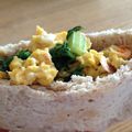 カナリヤン's cooksnap of when they made 全粒粉で発酵不要の簡単ピタサンドイッチ.