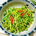 みかんてぃー's cooksnap of when they made 豆苗と梅のおひたし.