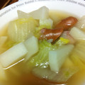 もこU・x・U's cooksnap of when they made とろーり白菜とソーセージの朝スープ♪.