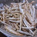 あやぽよまん's cooksnap of when they made おつまみに ! 揚げごぼうの甘ダレ和え.
