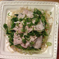 momo・m's cooksnap of when they made レンジで簡単★蒸し豚もやし♪.