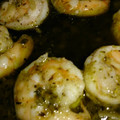 masatonton's cooksnap of when they made 簡単!!お酒に合うエビのアヒージョ.