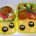 しましま0228's cooksnap of when they made オムライスでまっくろくろすけ♪キャラ弁.