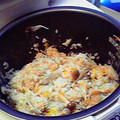 ゆきにゃん太's cooksnap of when they made 秋だよ♪鮭ときのこの炊き込みご飯.