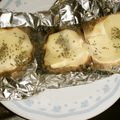 toshiebaba's cooksnap of when they made カマンベールとろけたクリスピーピザ風.