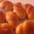 ゆったげな's cooksnap of when they made 牛乳パン（ねじり成形）.