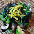 めしくいねぇ's cooksnap of when they made 春菊と焼きしいたけの磯ゆず香和え♪.