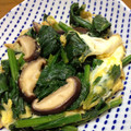 YUKIKI☆'s cooksnap of when they made ほうれん草としいたけの卵とじ.