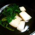 チビ太のおでん's cooksnap of when they made 春菊とはんぺんのお吸い物.