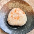 悠LOVE航's cooksnap of when they made 鰹節と麺つゆご飯で鮭おにぎり.
