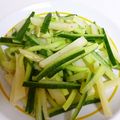 ☆まきぞう☆'s cooksnap of when they made シンプル☆じゃがいもときゅうり炒め♪.