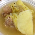 りしい♪ママ's cooksnap of when they made 手羽先とじゃがいもと白菜のブイヨン煮.
