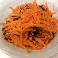 mizume's cooksnap of when they made 《簡単♪ 小鉢》人参と塩昆布の和え物.