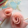 ４番目's cooksnap of when they made 魚肉ソーセージでバラの花✿.