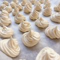 HaRuC0Ma's cooksnap of when they made 卵白で簡単おやつ☆焼きメレンゲ.