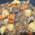 ものぐさtakky's cooksnap of when they made しっかり味ほくほく肉じゃがフライパン無水.