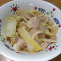 えりこ82☆'s cooksnap of when they made 簡単＊豚バラ肉とトロトロ白菜の煮物.