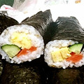 ともかずみみ's cooksnap of when they made ★漬けサーモンときゅうりの巻き巻恵方巻き.