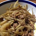 らわむく's cooksnap of when they made レンコンとゴボウの炒めもの.
