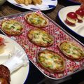 Hanachan13's cooksnap of when they made 親子クッキング〜餃子の皮ピザ〜.