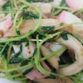 おがよこ's cooksnap of when they made 蒲鉾入り豆苗、エリンギのおかか炒め.