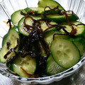 ENO1001's cooksnap of when they made きゅうりの塩昆布和え.
