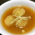 SP♪'s cooksnap of when they made ☆えのきと麩の味噌汁☆.
