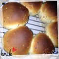kemi★'s cooksnap of when they made 炊飯器で☆簡単黒ごまチーズパン.