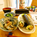 腹の上のポニョポニョ's cooksnap of when they made 恵方巻きやお誕生会に＊海老フライ太巻き＊.