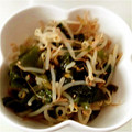char1220's cooksnap of when they made めんつゆで簡単☆もやしとわかめのナムル.