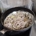 ntvdfespbmthoriproym's cooksnap of when they made 豚こまとしめじのハヤシ炒め.