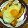 えり8eight's cooksnap of when they made カルボナーラ風?!トースト.
