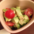 はぁ♡'s cooksnap of when they made ＊簡単＊アボガドとトマトのサラダ＊.