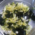 うみこひつ's cooksnap of when they made 超簡単で大量消費！白菜＆韓国のりサラダ.