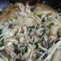 きら☆★★☆'s cooksnap of when they made ご飯がすすむ〜♡ピリ辛ニラ豚もやし炒め.