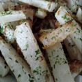 おぉぱ's cooksnap of when they made あともう一品って時に☆やみつき大根フライ.