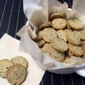ayuko3's cooksnap of when they made 簡単卵なしバターサブレ！ラップの芯で.